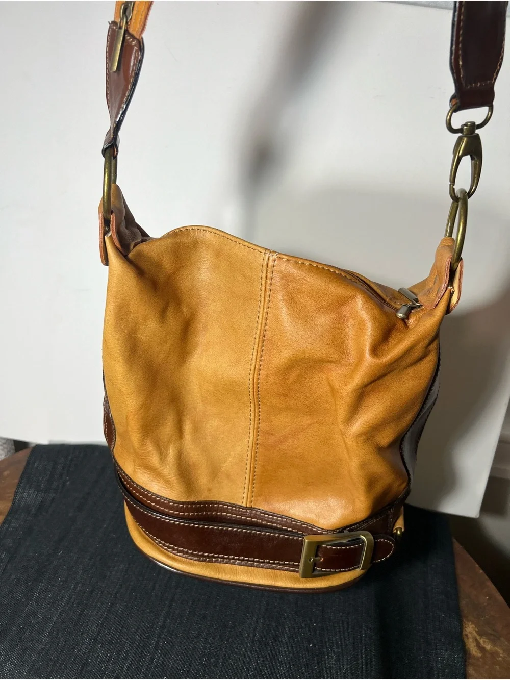 Genuine Italian Leather Bucket Shoulder Bag Brown Two Tone Italy